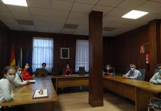 O Concello dará axudas de 200 euros para sufragar os gastos da compra de EPIS ao comercio e hostalaría local